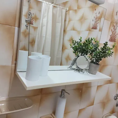 Apartman Beovic * 奥米什